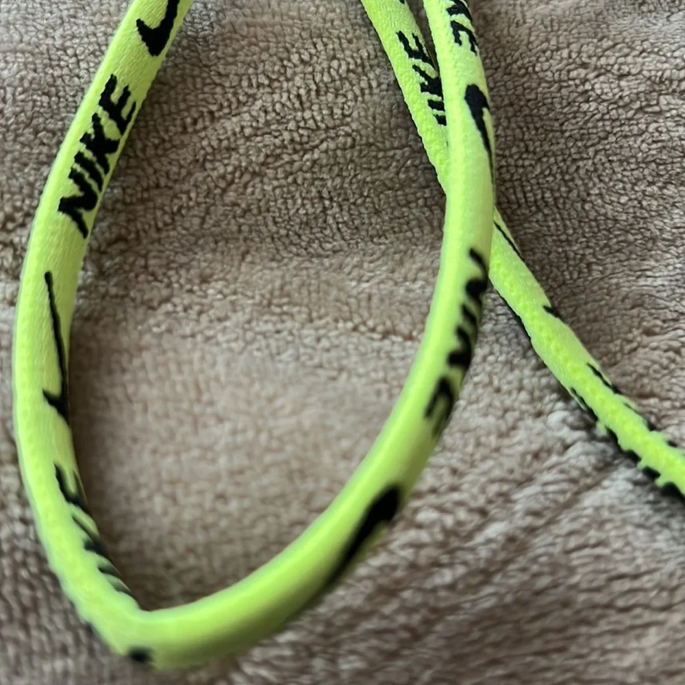 Nike Headband New color Neon green and black Nike logo